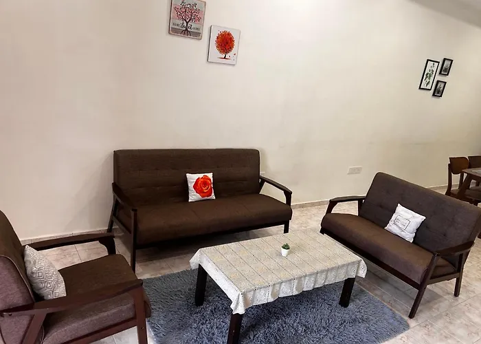 Sunnyday Homestay -Batu Pahat Town